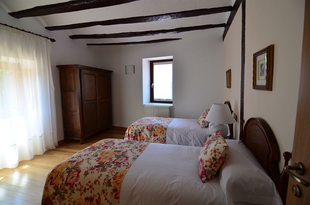 Casa De La Cadena Guest House Asiain Ngoại thất bức ảnh