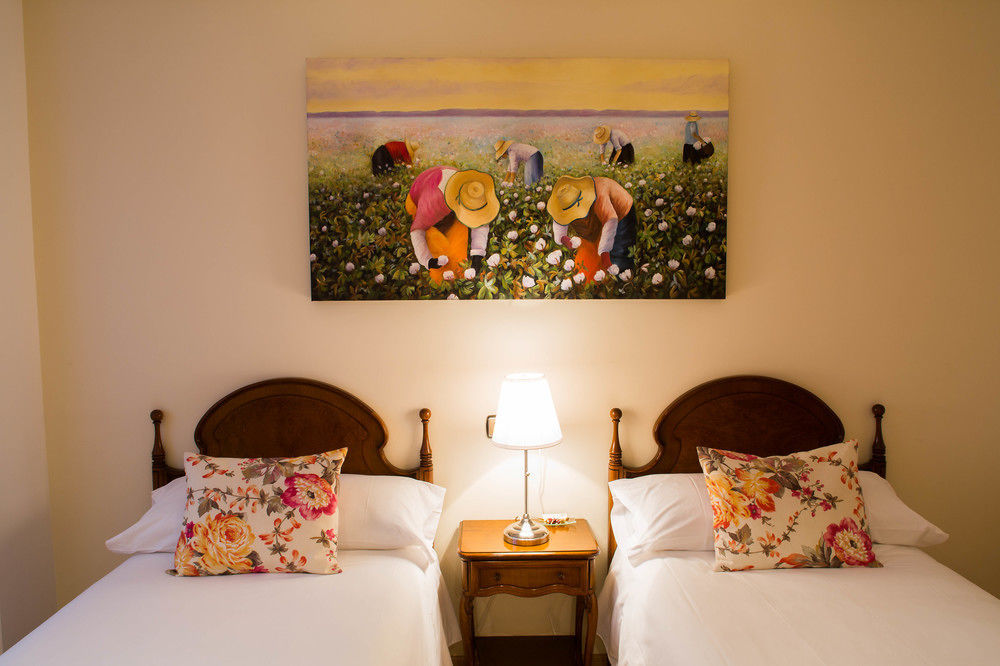 Casa De La Cadena Guest House Asiain Ngoại thất bức ảnh