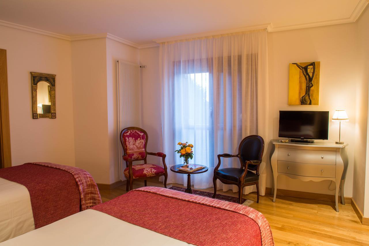 Casa De La Cadena Guest House Asiain Ngoại thất bức ảnh